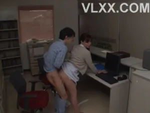 Bú lồn vợ bạn nước bắn tùm lum